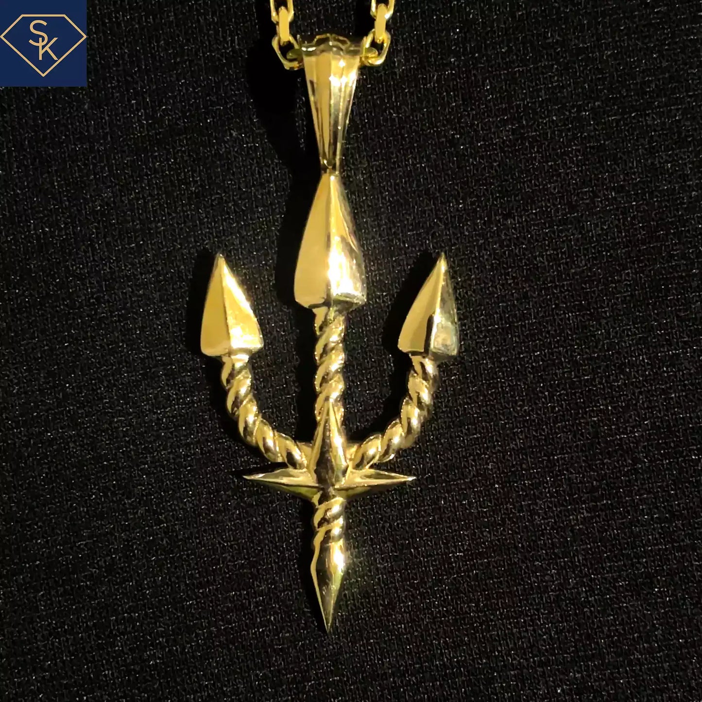 Trident with Rope Design Pendant