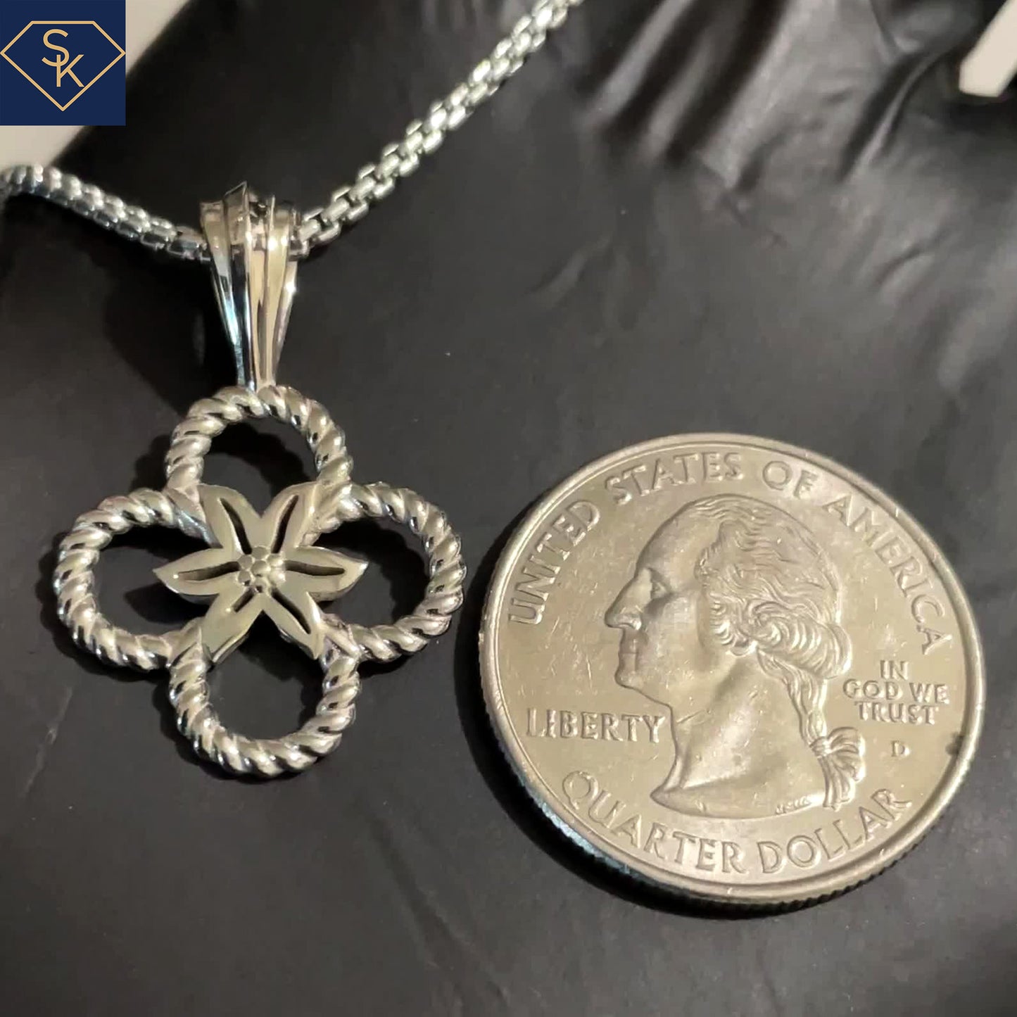 Clover with rope design pendant - SK Custom Jewelry
