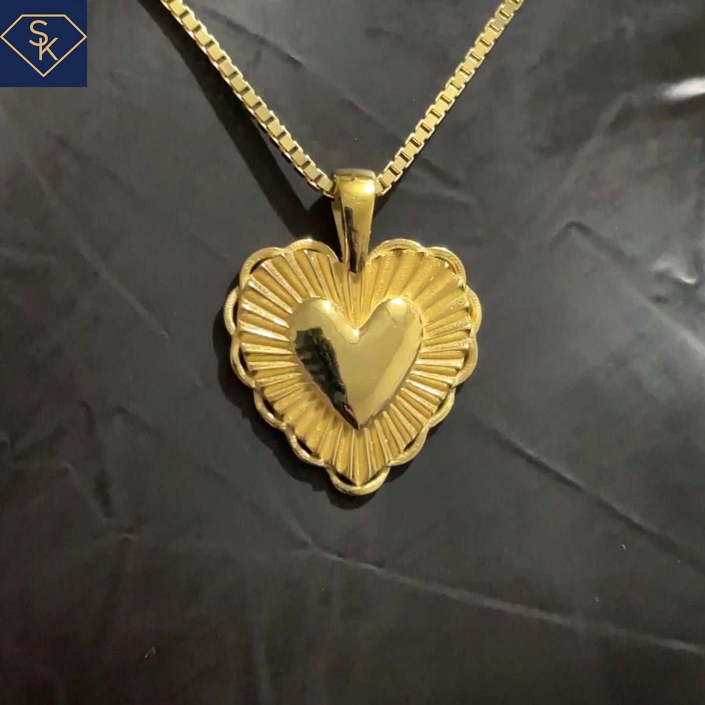 Sparkling Heart Pendant - SK Custom Jewelry