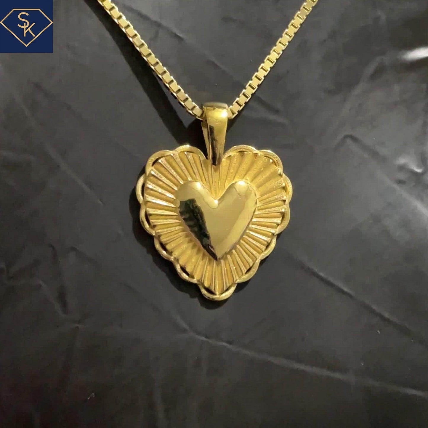 Sparkling Heart Pendant - SK Custom Jewelry