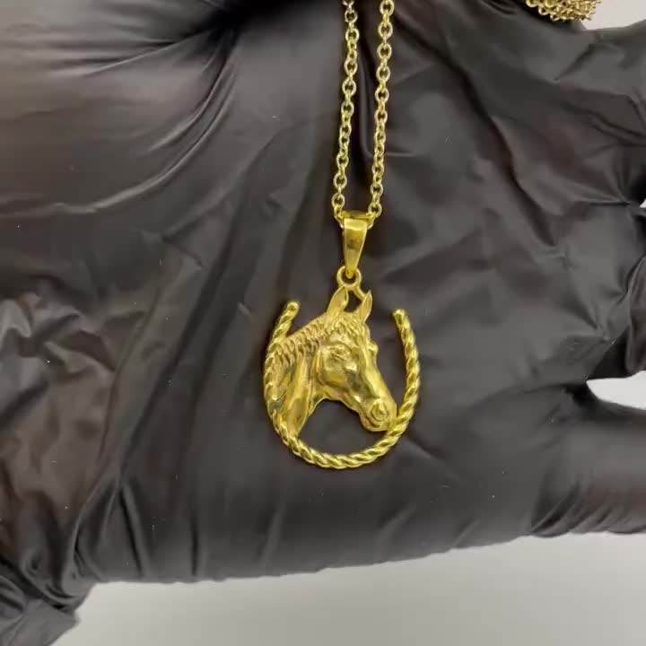 Horse Shoe Pendant - SK Custom Jewelry