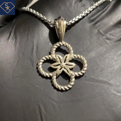 Rope Clover Pendant