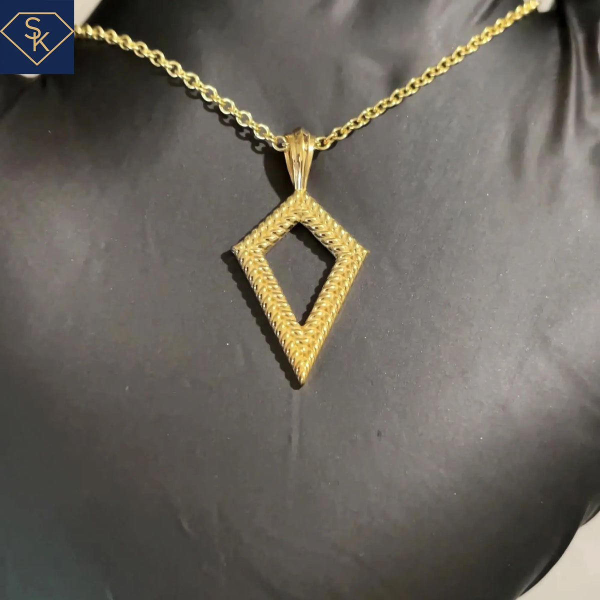 Kite Rope Pendant