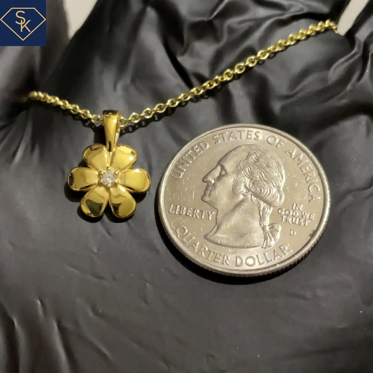 Happy Bloom Pendant