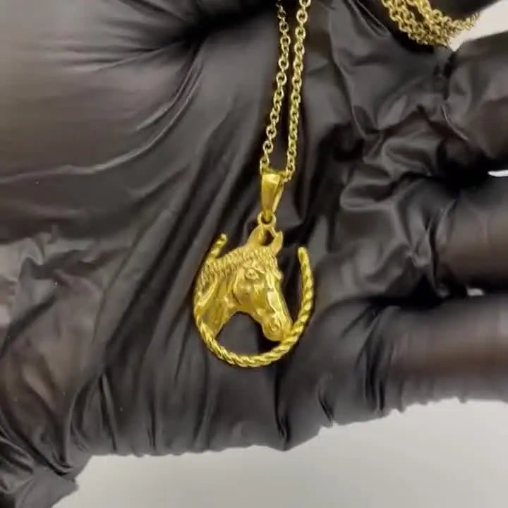 Horse Shoe Pendant