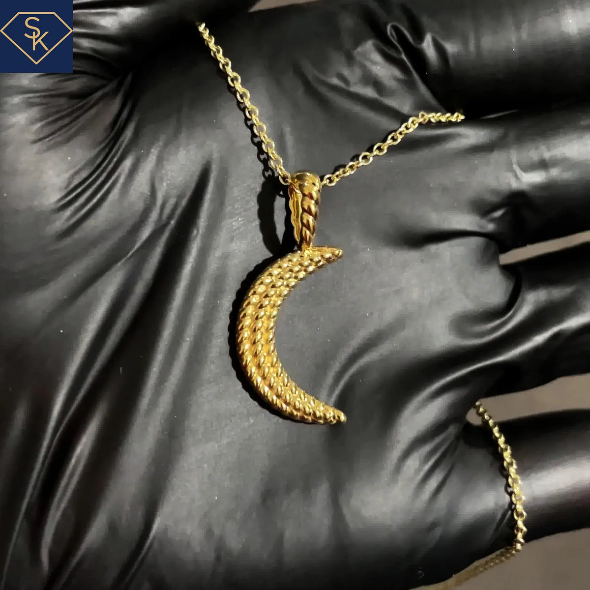 Moon Pendant