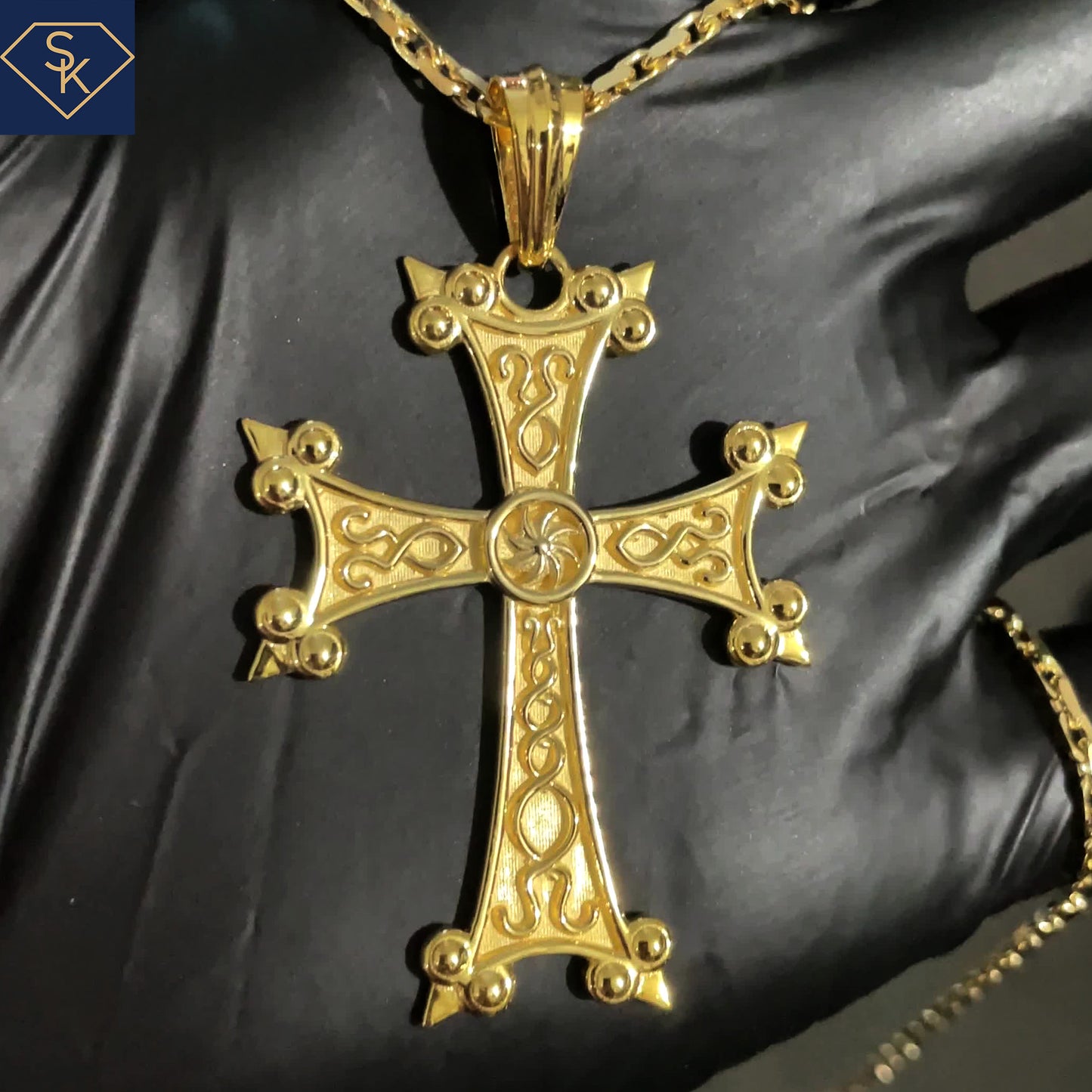 14K Yellow Gold Cross Pendant