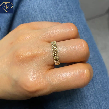 Eternity Arrow Ring