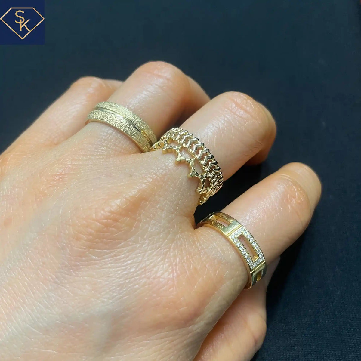 Eternity Arrow Ring