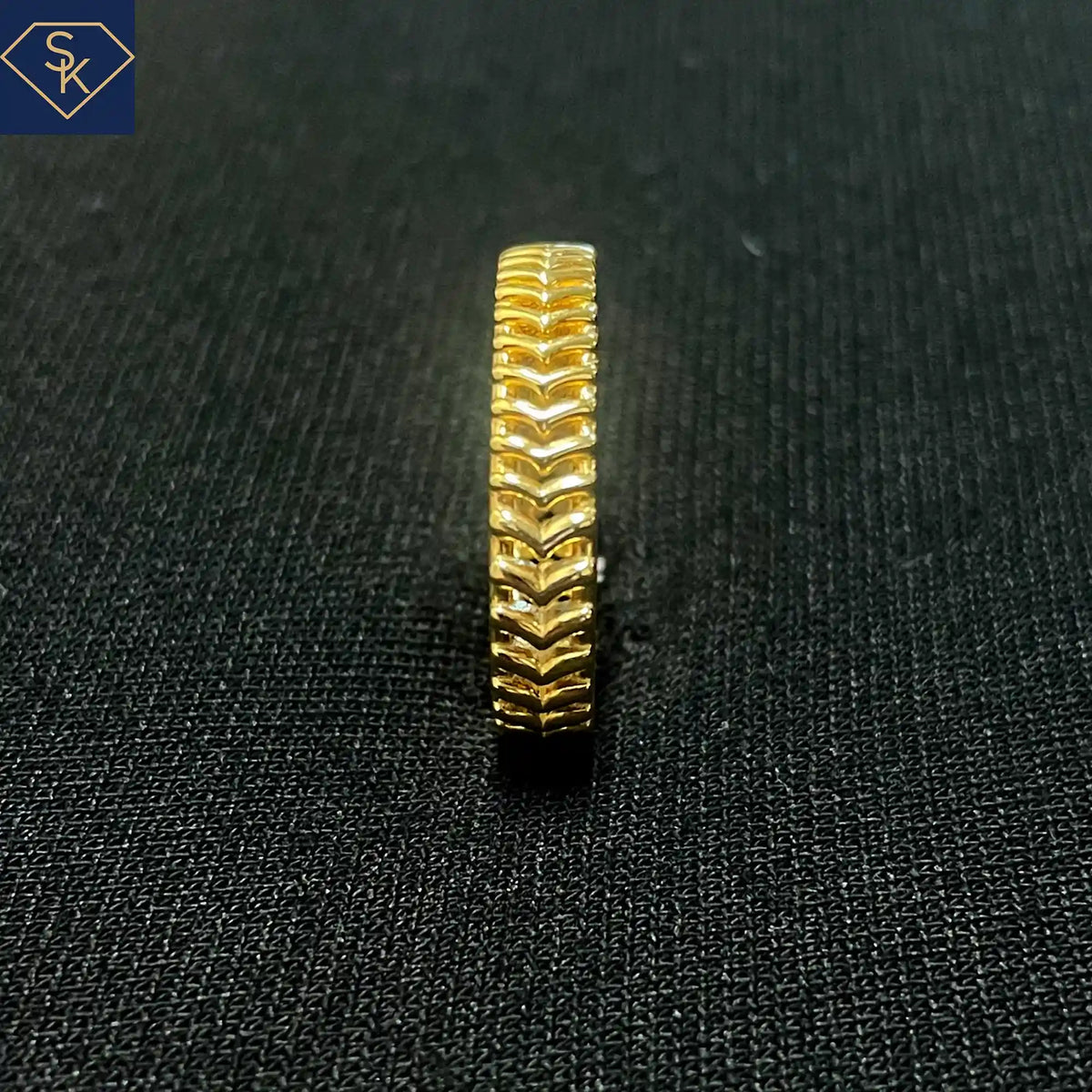 Eternity Arrow Ring