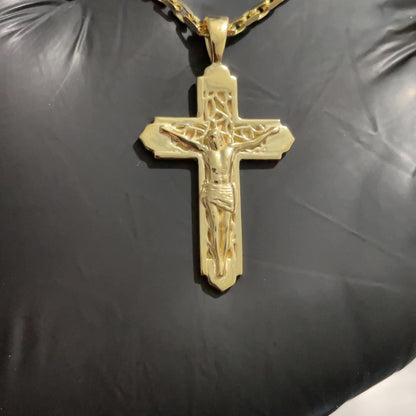 Crucifix Pendant with Vine Textures