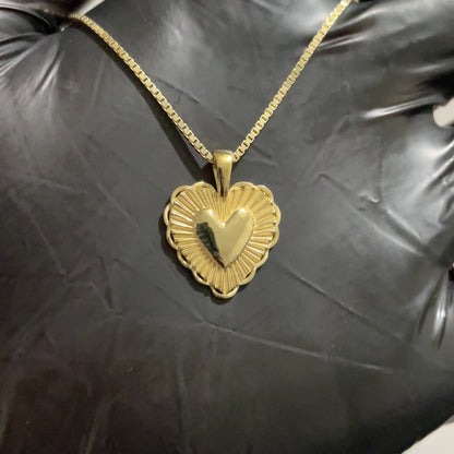 Sparkling Heart Pendant