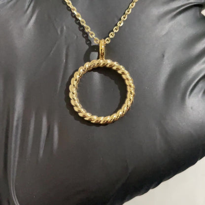 Eternal Rope Pendant